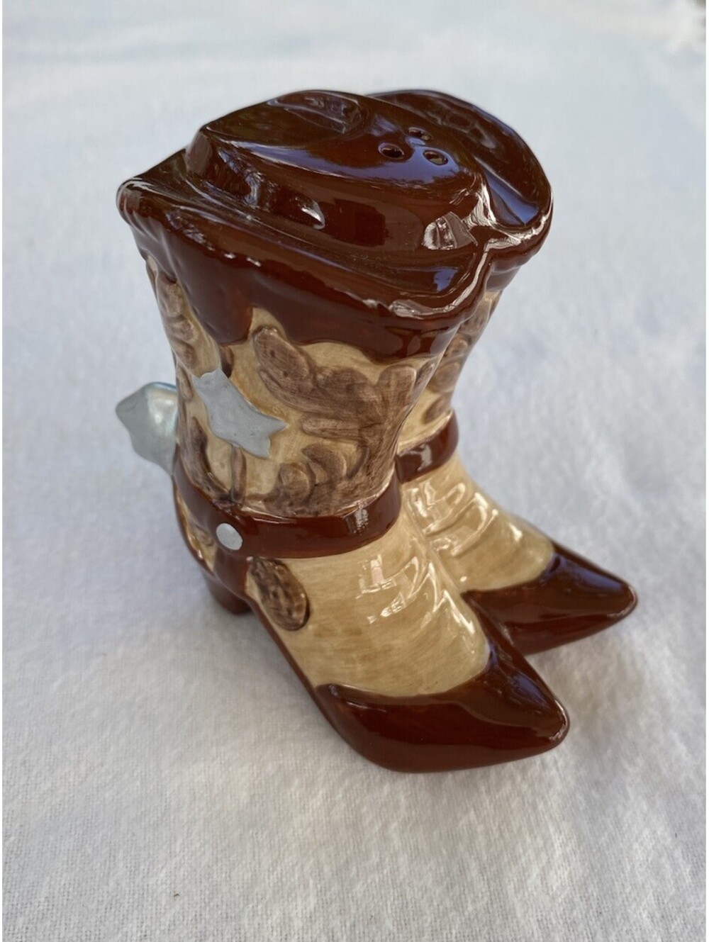 Vintage Ceramic Cowboy Boots With Stars Salt and Pepper Shakers~Cosmos Brand